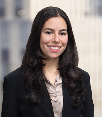 Eliza Ezrapour headshot