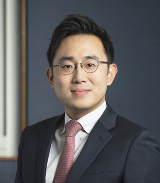 Kang Woo Lee
