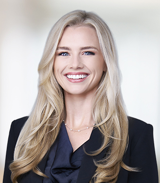 Sydney Lopes headshot